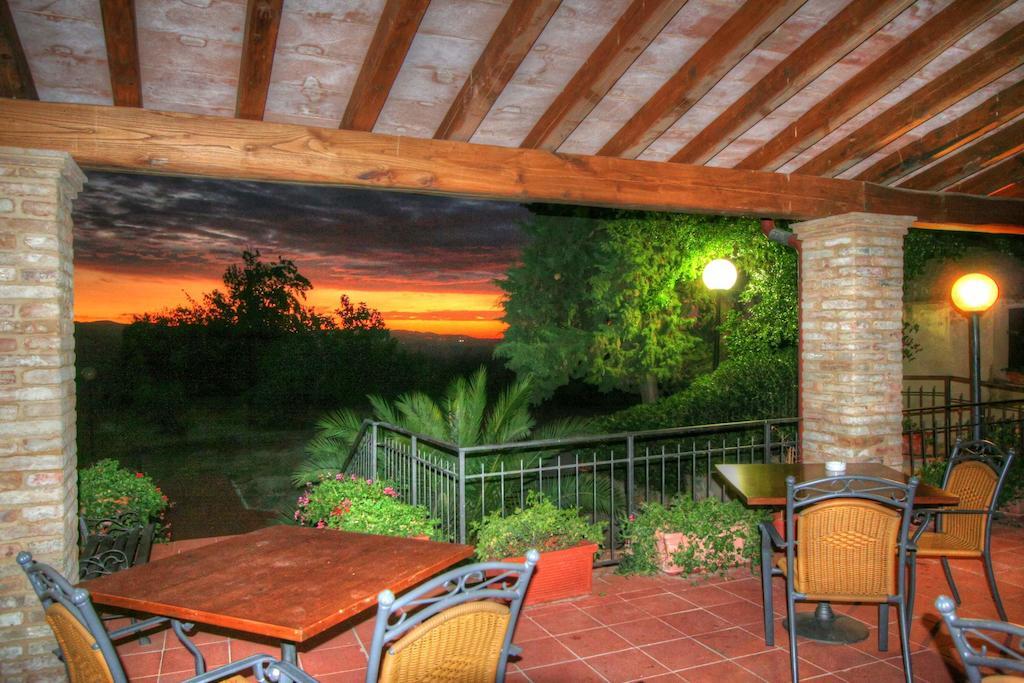 Hotel Residence Villa Rioddi Volterra Exterior foto