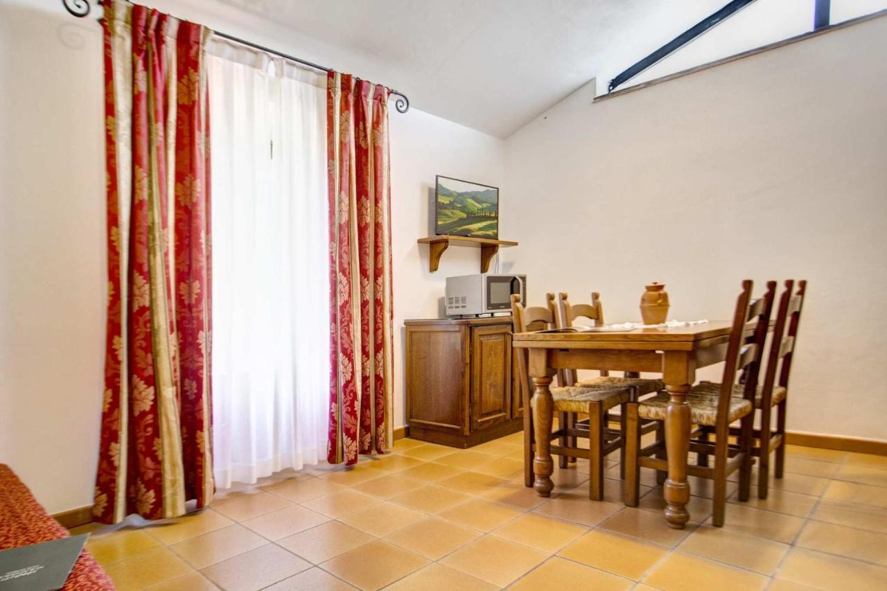 Hotel Residence Villa Rioddi Volterra Exterior foto
